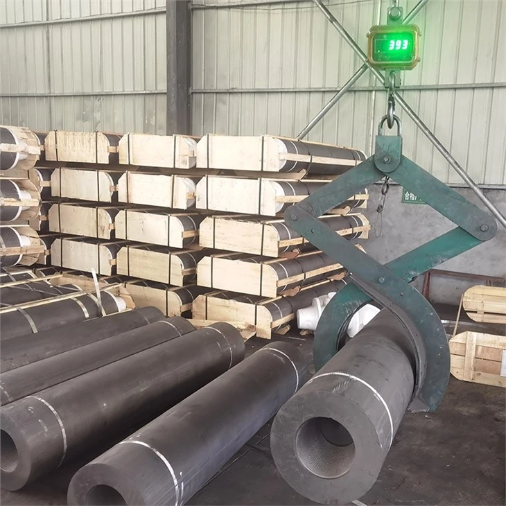 UHP Graphite Electrode For Ceramics Production