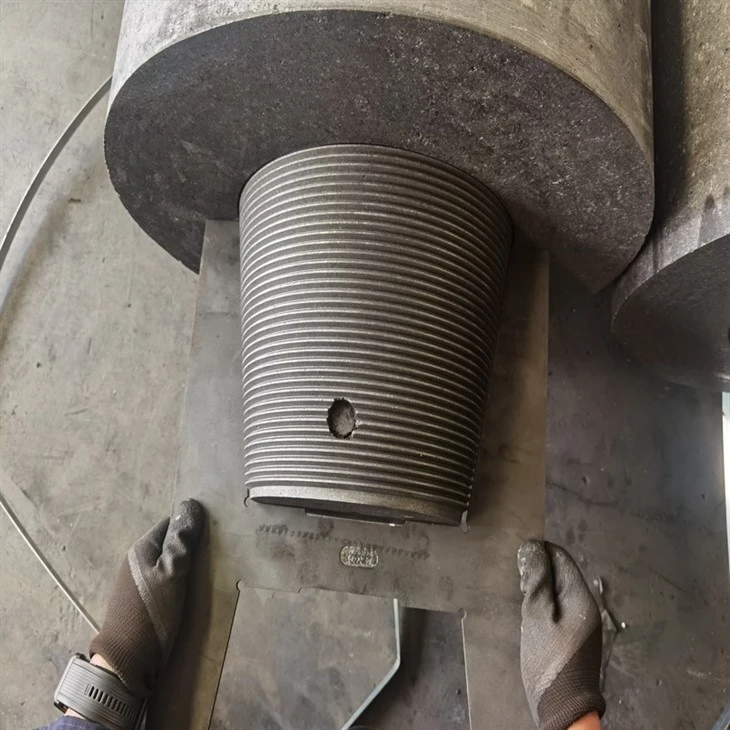 UHP550mm Is Used in Iron Steel Smelting And Fused Magnesia